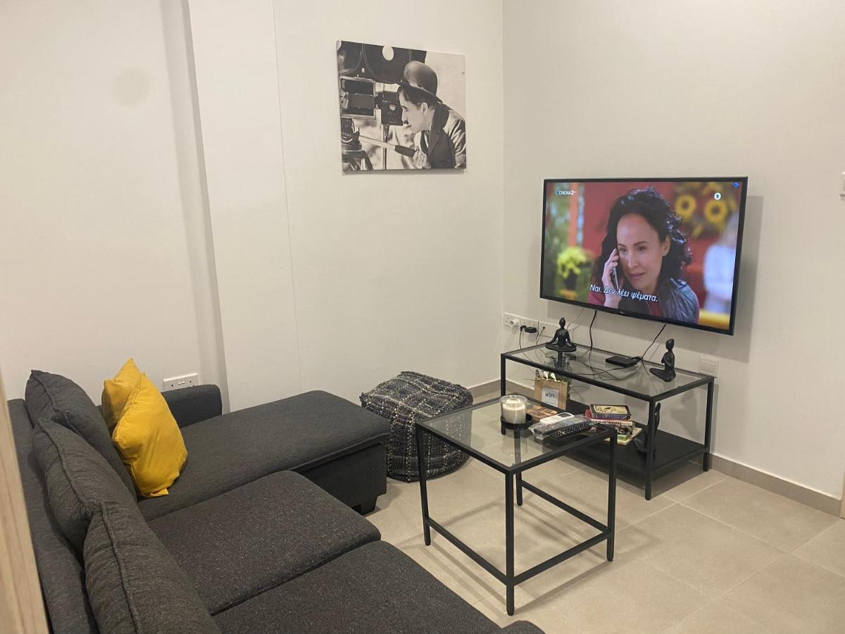 Modern City Center Apartment Saripolou 2 Лимасол Экстерьер фото